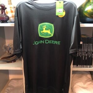 John Deere Classic Logo T-Shirt in Black with Green Emblem